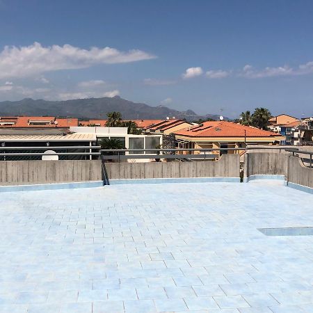 Appartamento Casasolemare Fondachello フォンダケッロ エクステリア 写真